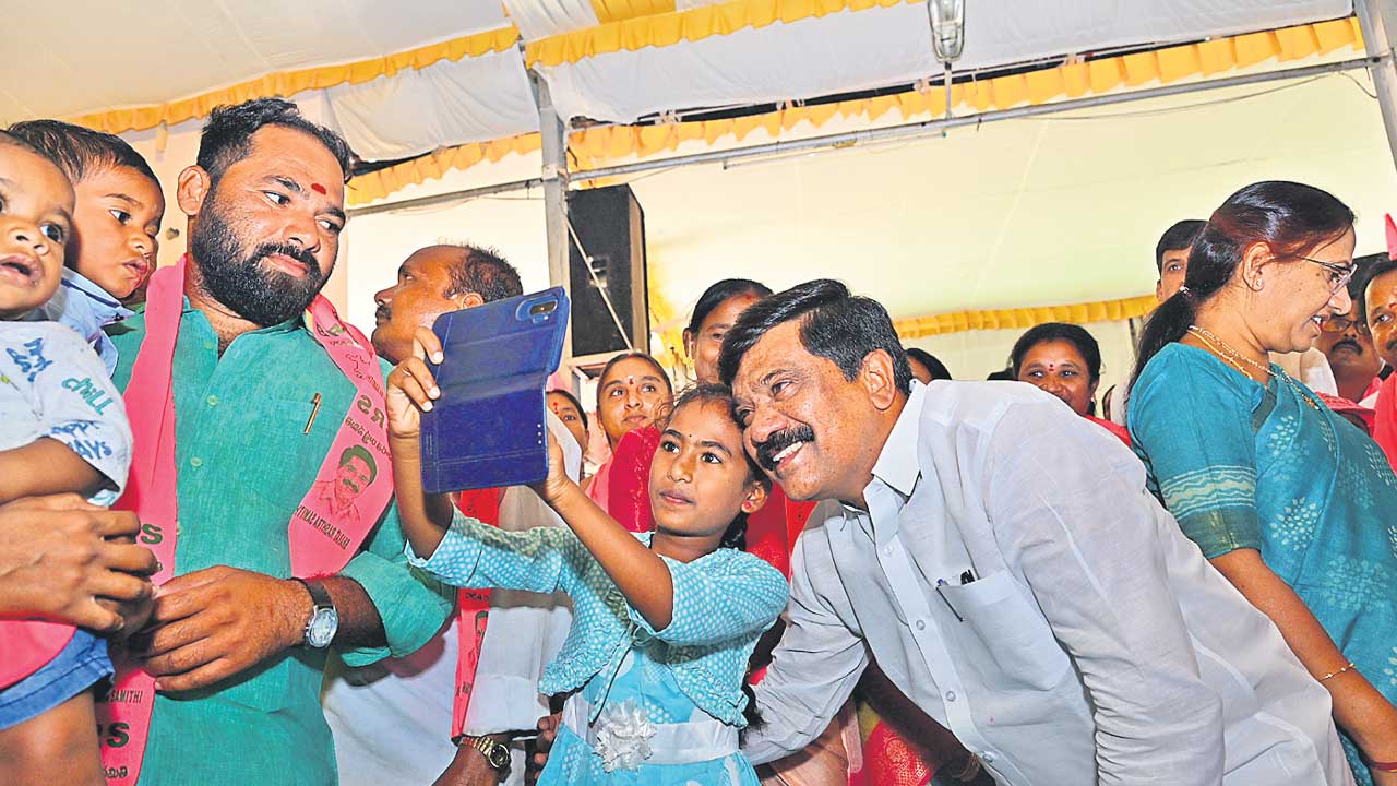 సృష్టించిన సంపద పేదలకే