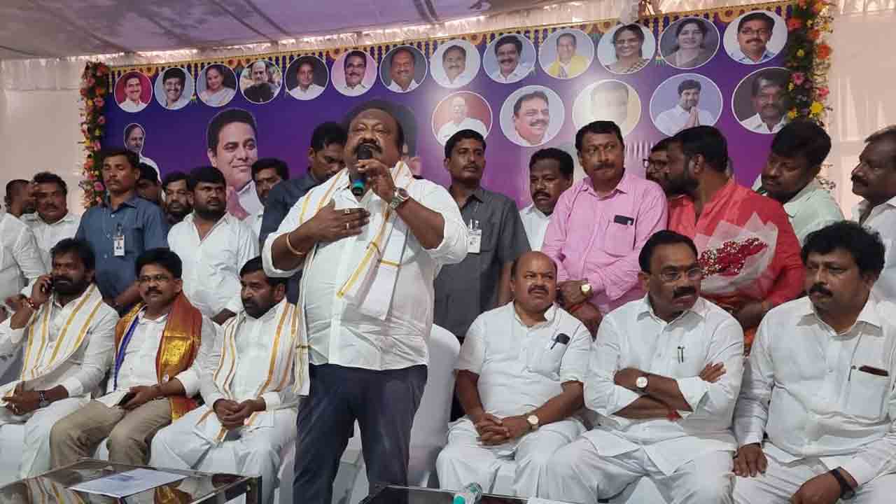 Gangula Kamalaker | బీసీలు వెనుకబడలేదు.. గత పాలకుల నిర్లక్ష్యమే వెనుకబడేసింది: మంత్రి గంగుల