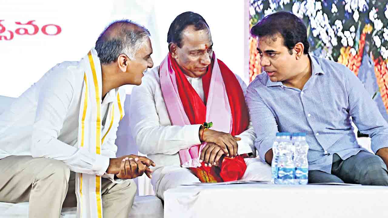 KCR | కేసీఆర్‌కు సాటి మరెవ్వరూ లేరు.. రారు!.