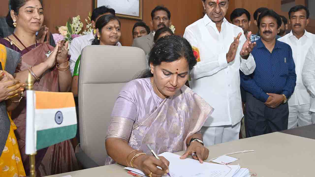 తెలంగాణ ఆత్మగౌరవానికి ప్రతీక