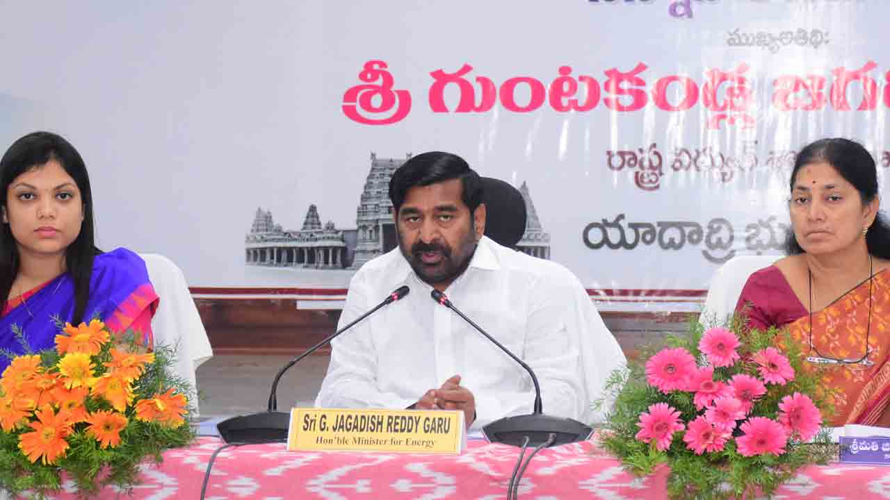 అంబరాన్నంటేలా.. సంబురాలు