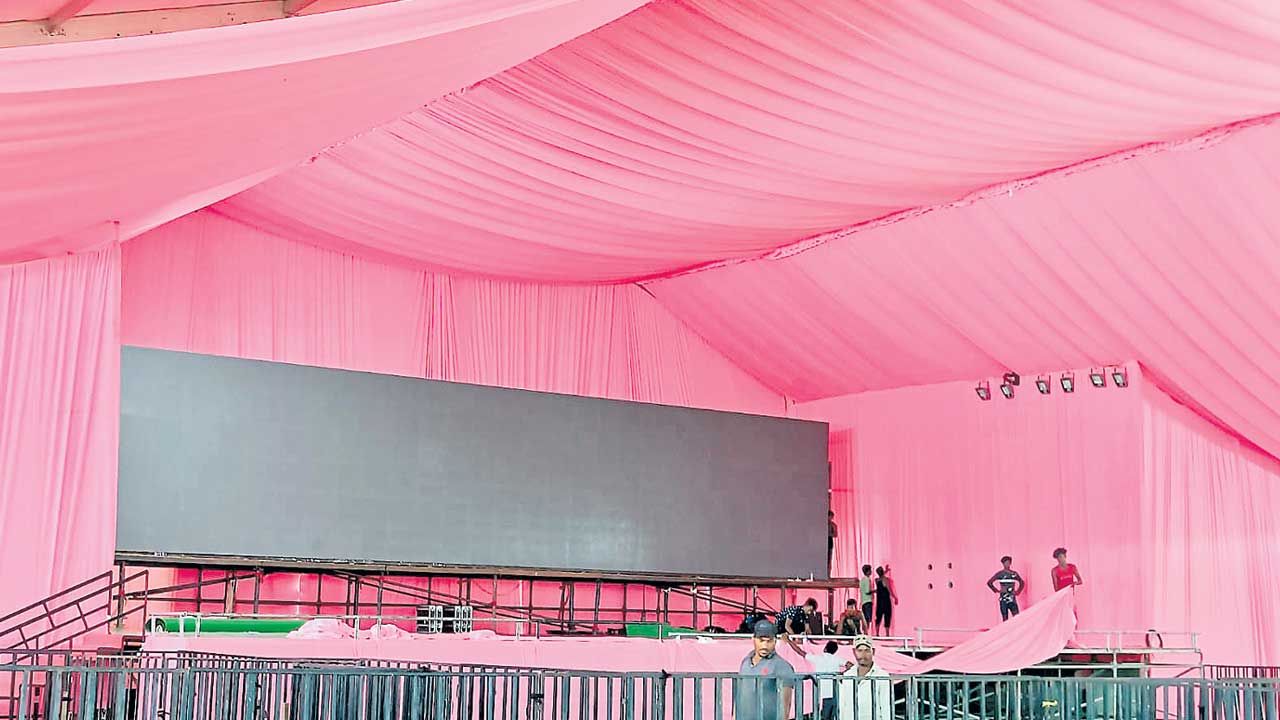 నేడు ఫాక్స్‌కాన్‌కు భూమి పూజ