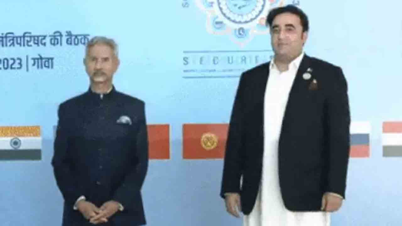 SCO dinner | ఎస్‌సీవో విందులో ఆసక్తికర పరిణామం.. పాక్‌ మంత్రితో జయశంకర్‌ షేక్‌హ్యాండ్‌