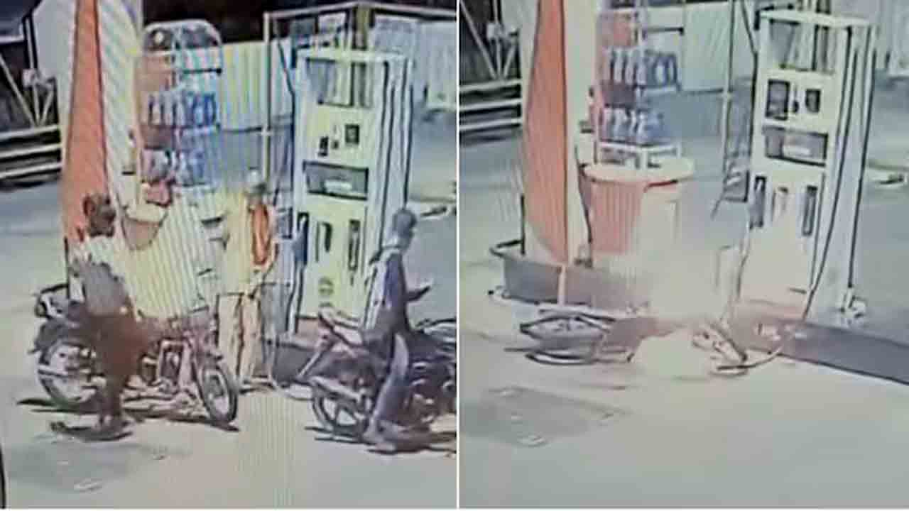 Viral Video | బైక్‌లో పెట్రోల్‌ పోస్తుండగా లైటర్‌ వెలిగించిన యువకుడు.. వీడియో వైరల్‌
