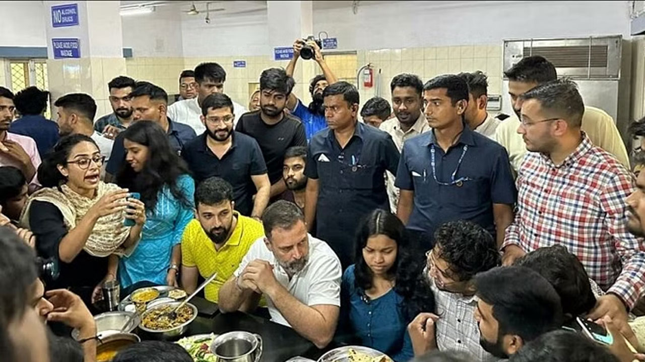 Rahul Gandhi | రాహుల్‌ గాంధీకి ఢిల్లీ యూనివర్సిటీ నోటీసులు..!