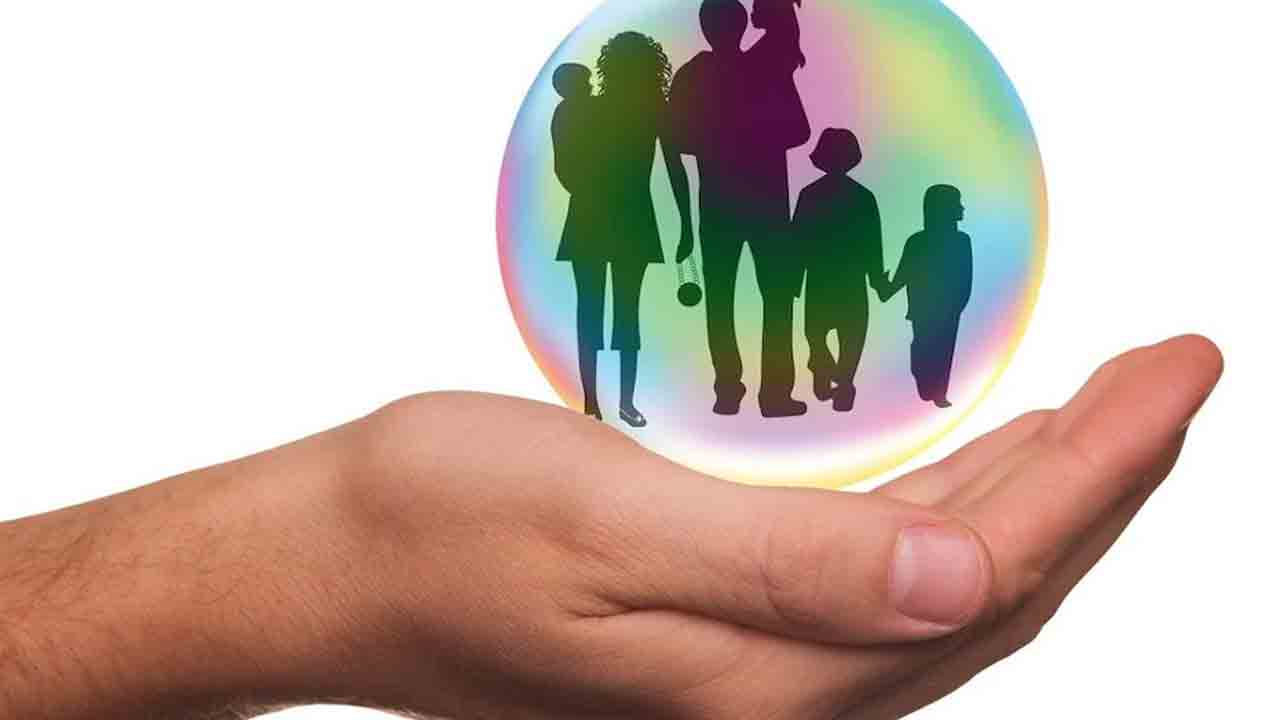 Social Security Schemes | ఈ బీమా పథకాల్లో చేరితే సామాజిక భద్రత ఇలా.. రూ.456 చెల్లిస్తే సరి..!