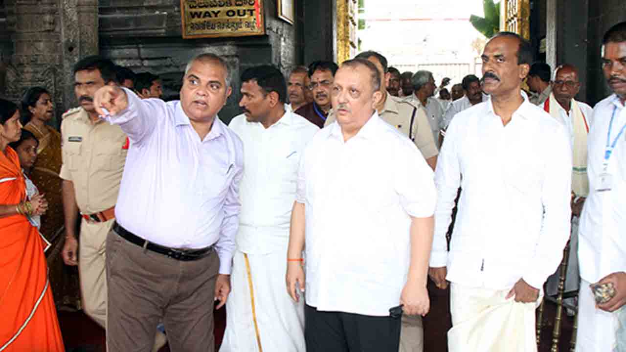 Tirumala Security | తిరుమలలో ఆధునిక టెక్నాలజీతో భద్రత ఏర్పాట్లు : హోంశాఖ ప్రధాన కార్యదర్శి