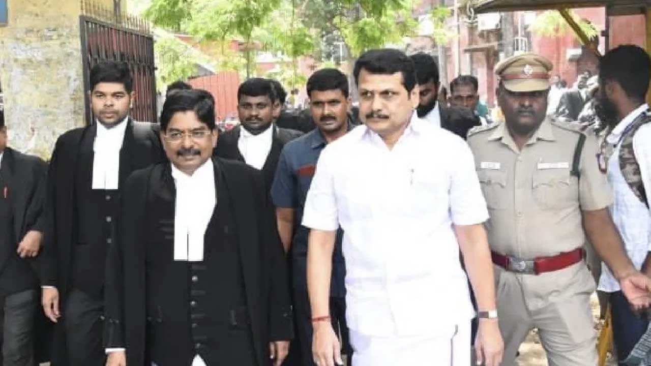 IT raids |  IT raids at Tamil Nadu minister Senthil Balaji's house