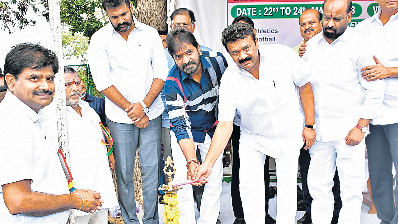 అట్టహాసంగా సీఎం కప్‌ క్రీడా సంబురం