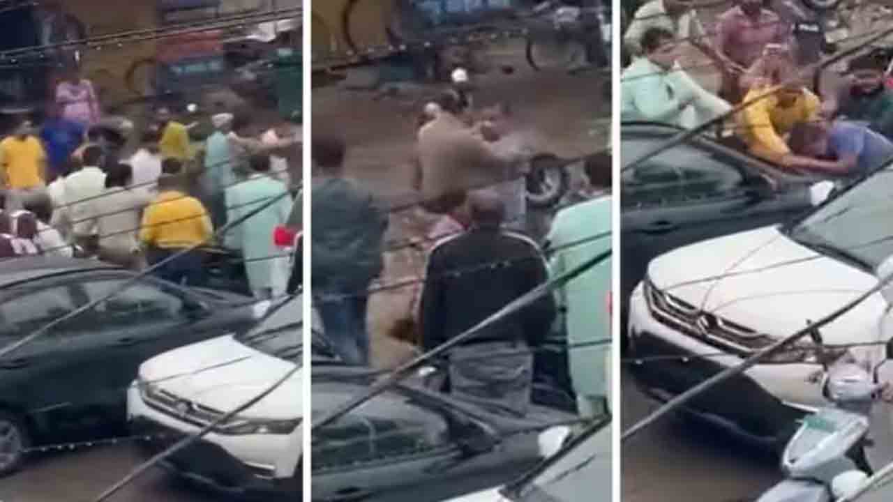 Watch: రోడ్డుపై వ్యక్తిని కొట్టిన బీజేపీ మంత్రి.. బాధితుడి ఫిర్యాదుతో కేసు నమోదు