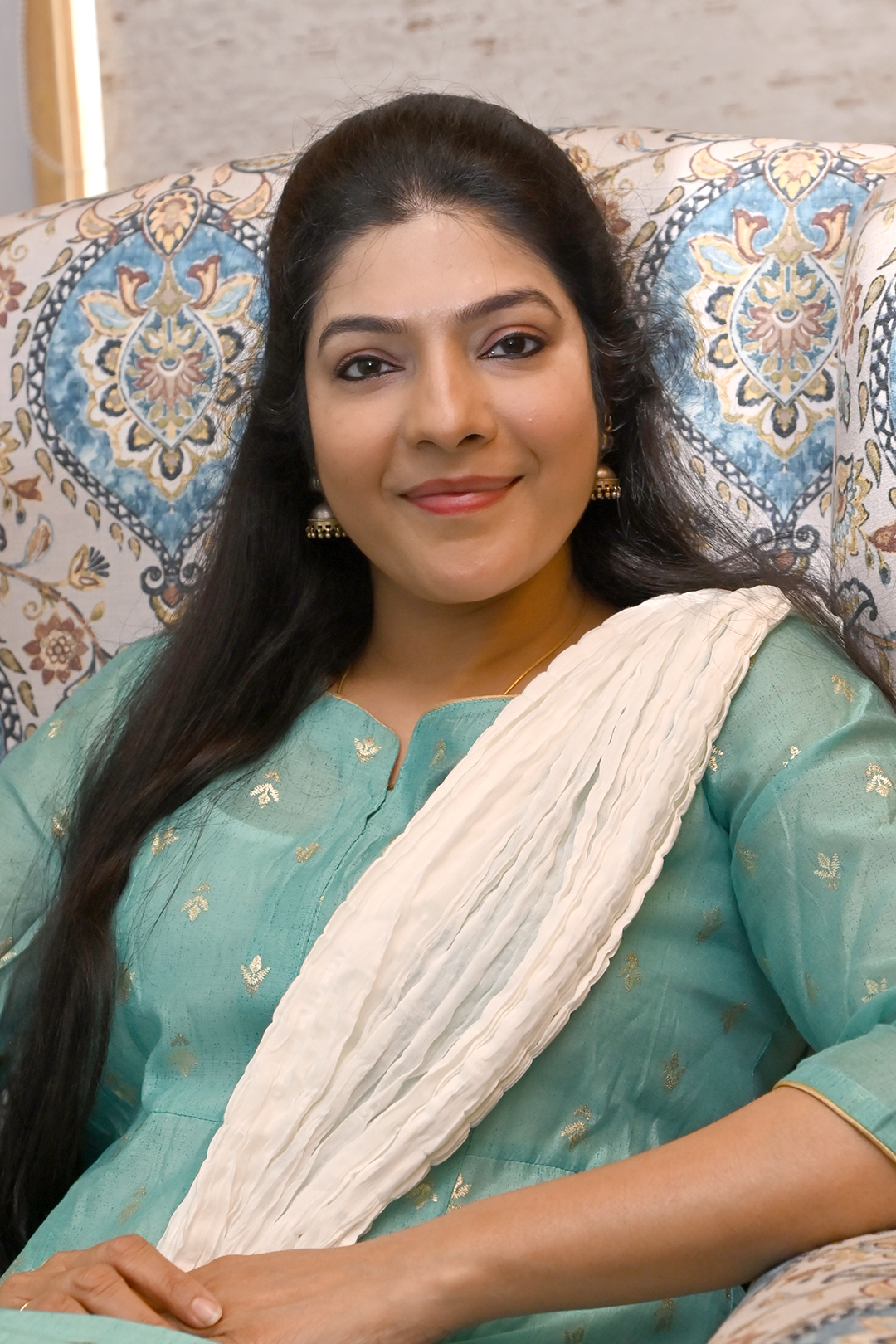 ఈ సినిమాలో నేను హీరో అక్క పాత్రలో కనిపిస్తాను. ప్రతి సందర్భంలో తమ్ముడిని వెనకేసుకు వచ్చే అక్క పాత్ర నాది. 
