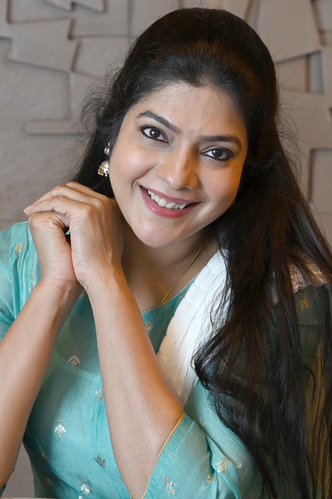 కానీ ఇది ఒక ఆహ్లాదకరమైన సినిమా. ఫీల్‌ గుడ్‌ మూవీ. కథలో ఎంతసేపు ఉన్నామనే కంటే ఒక్క సీన్‌లోనూ పేరు తెచ్చుకోవచ్చు. 