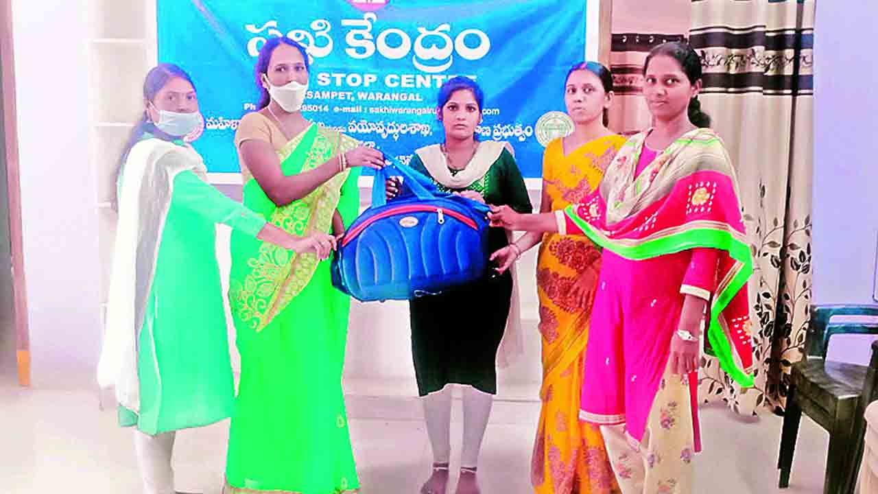 పీడిత మహిళలకు ‘సఖీ’ భరోసా