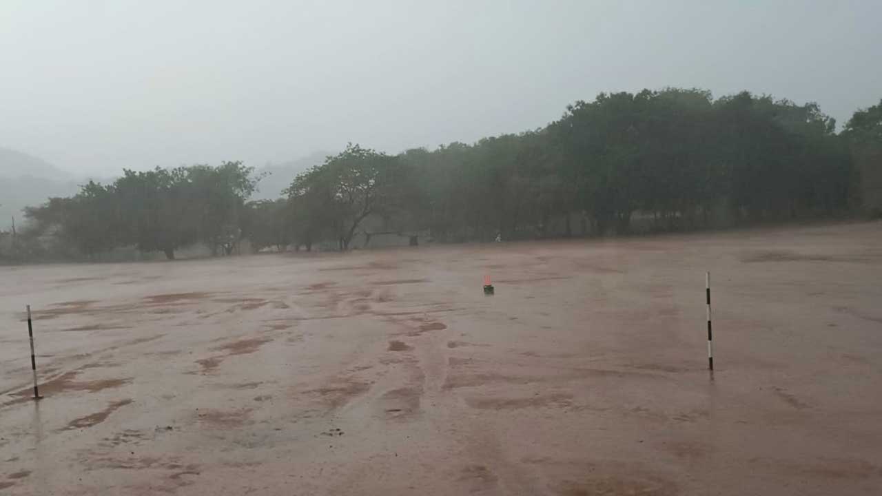 Rain | రాష్ట్రంలోని పలు జిల్లాల్లో ఈదురుగాలులతో కూడిన భారీ వాన