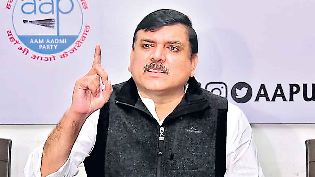 AAP MP Sanjay singh |  ఢిల్లీ లిక్కర్‌ పాలసీపై దర్యాప్తులో సిత్రాలు.. ఆప్‌ ఎంపీ సంజయ్‌ సింగ్‌ పేరును పొరపాటున ఇరికించారట!