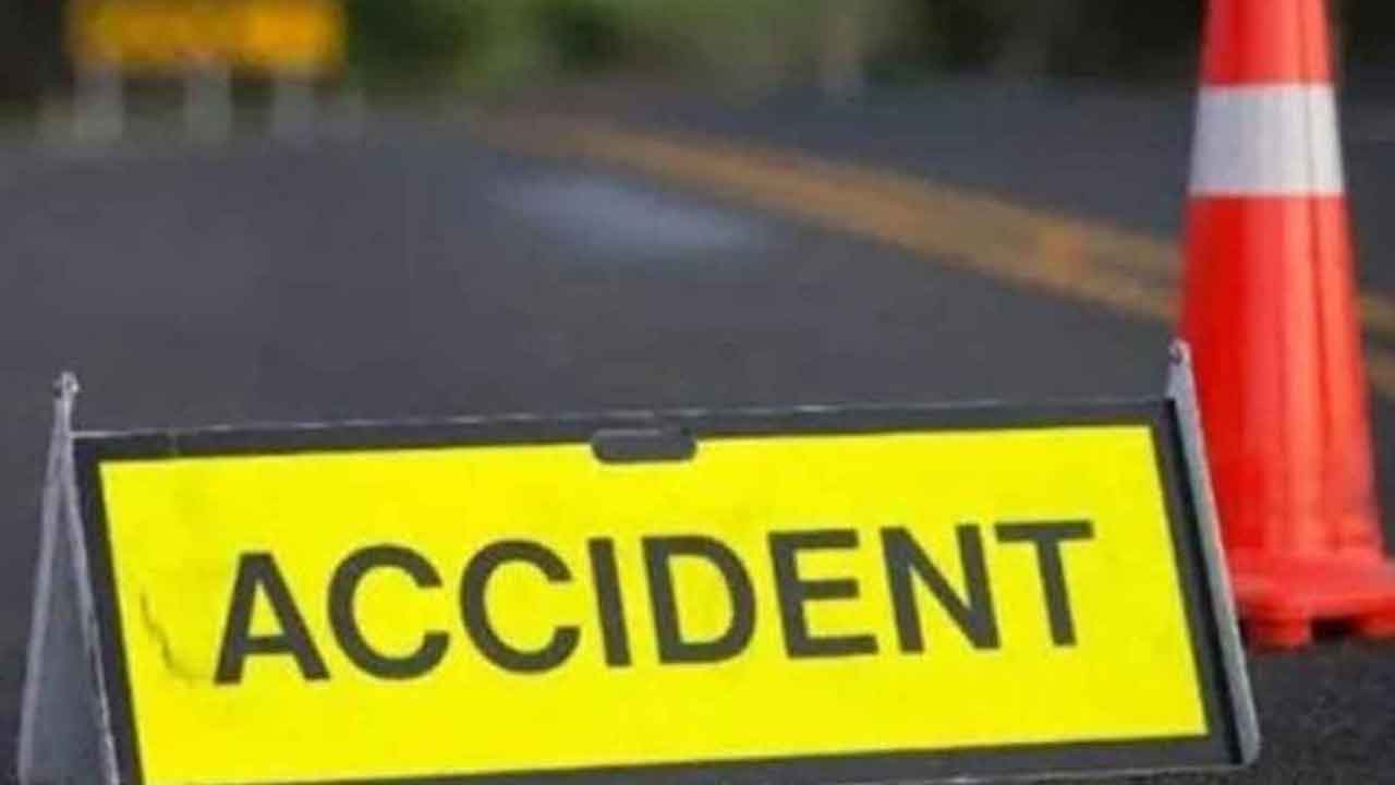 ఏపీలో ఘోర రోడ్డు ప్రమాదం.. ముగ్గురు మృతి