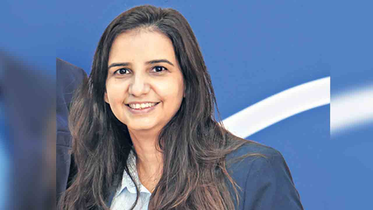 జస్ట్‌ డాగ్స్‌ బై పూర్వి