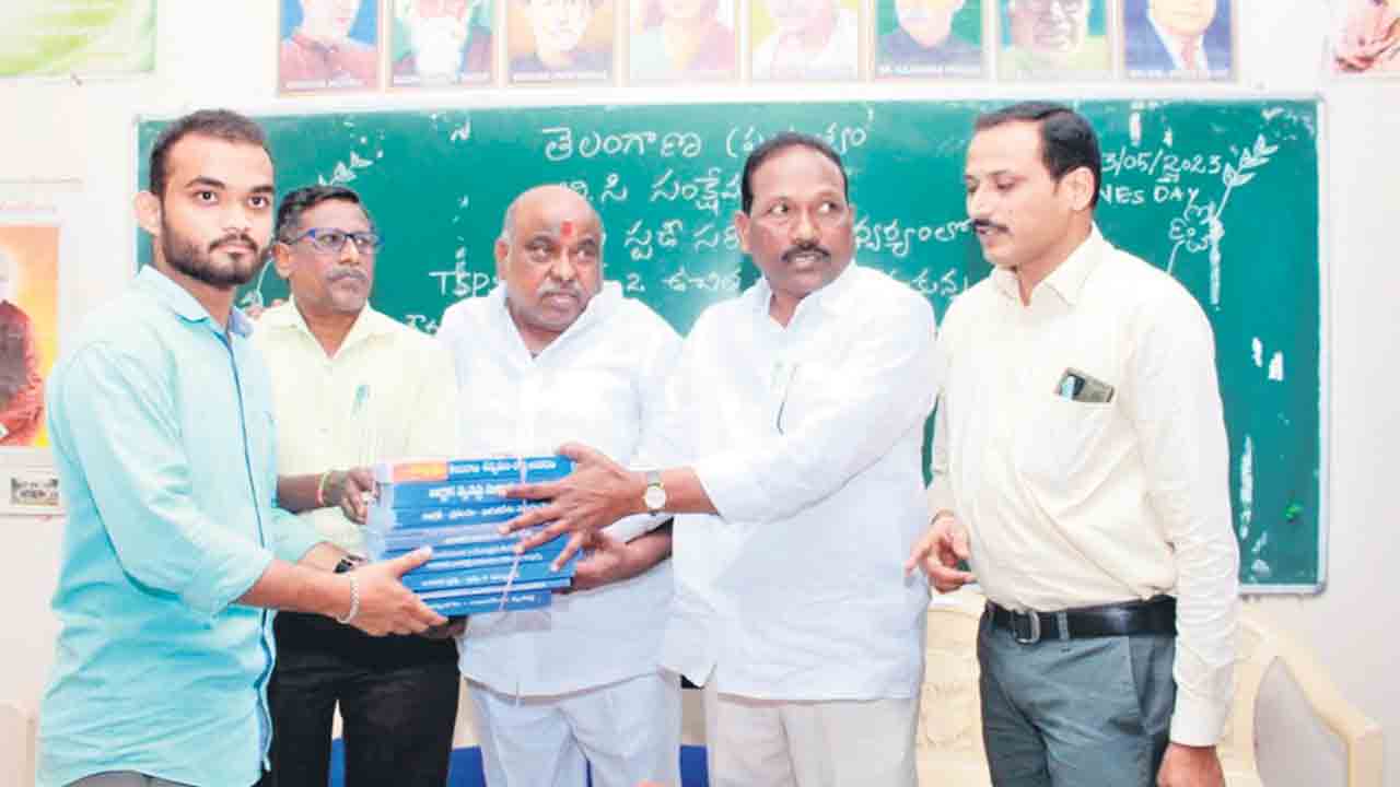 నిర్దేశిత లక్ష్యాన్ని చేరుకోవాలి