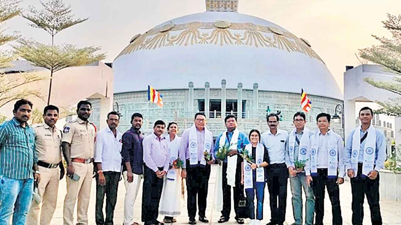 బుద్ధవనం బౌద్ధులకు నందనవనం