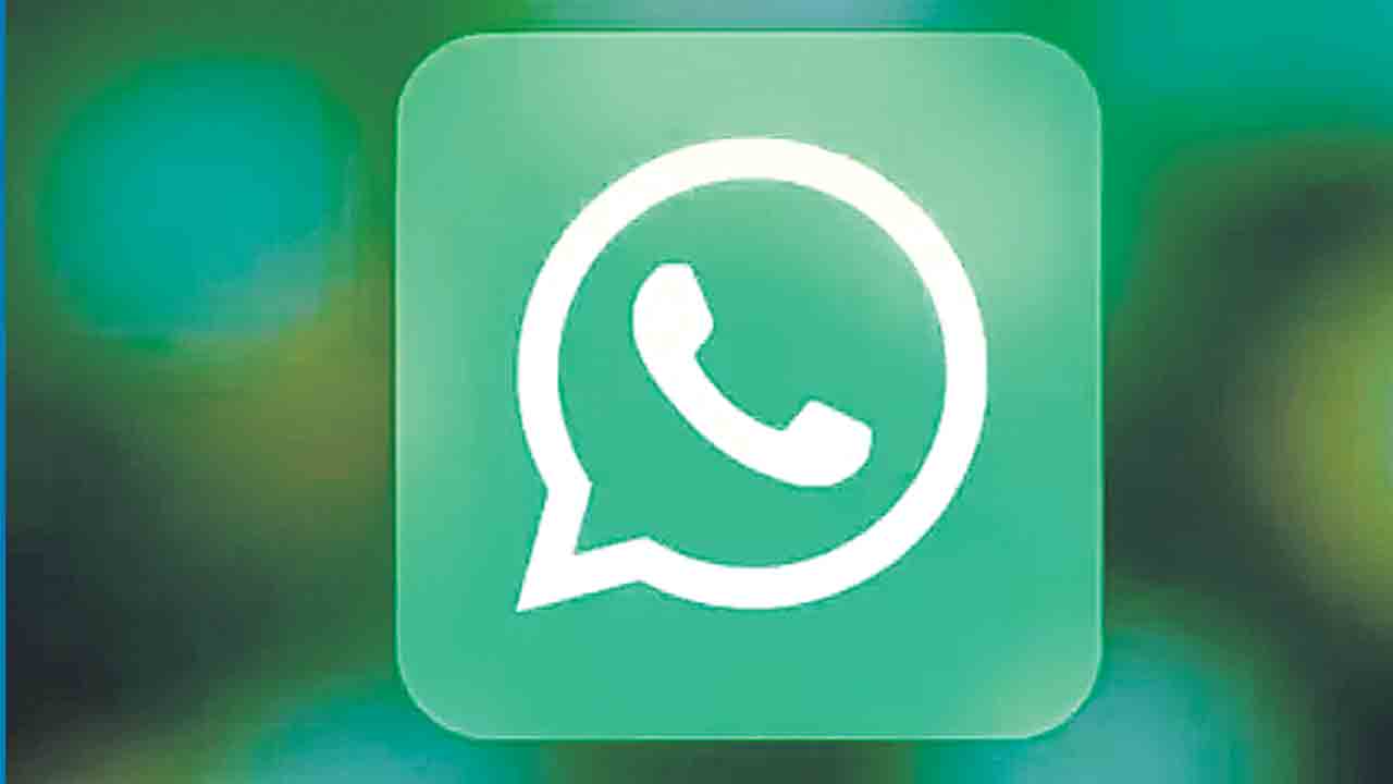 వాట్సాప్‌ వాడకపోయినా మైక్రోఫోన్‌ ఆన్‌!