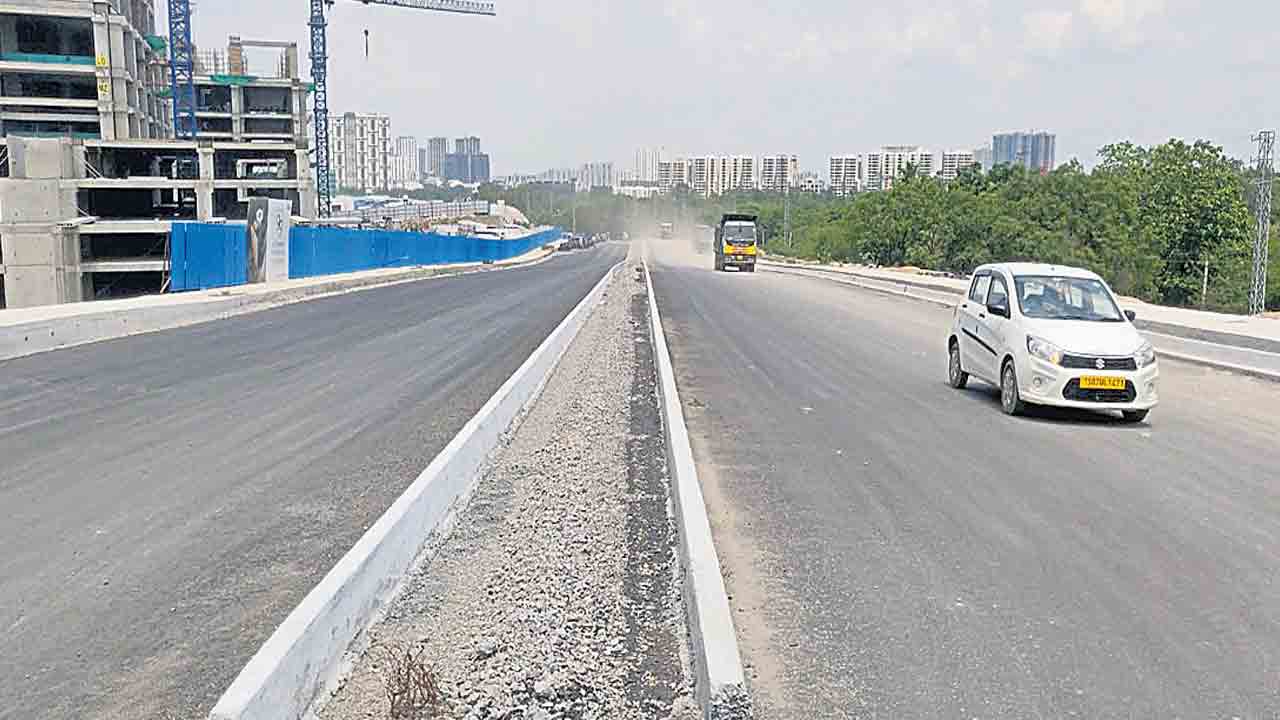 100 ఫీట్లతో లింకు రోడ్డు