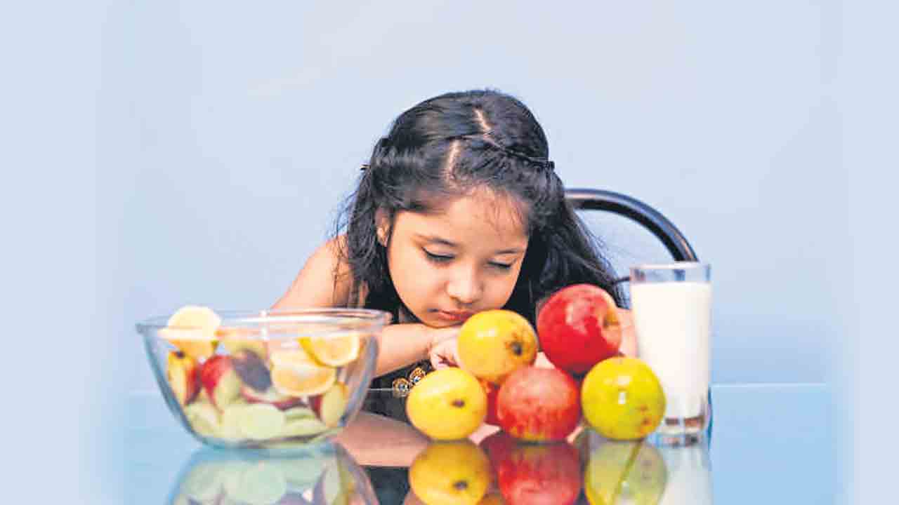 Parenting Tips | మూడేండ్ల బాబు ఎంత తినిపించినా తినట్లేదు? ఏం చేయాలి?