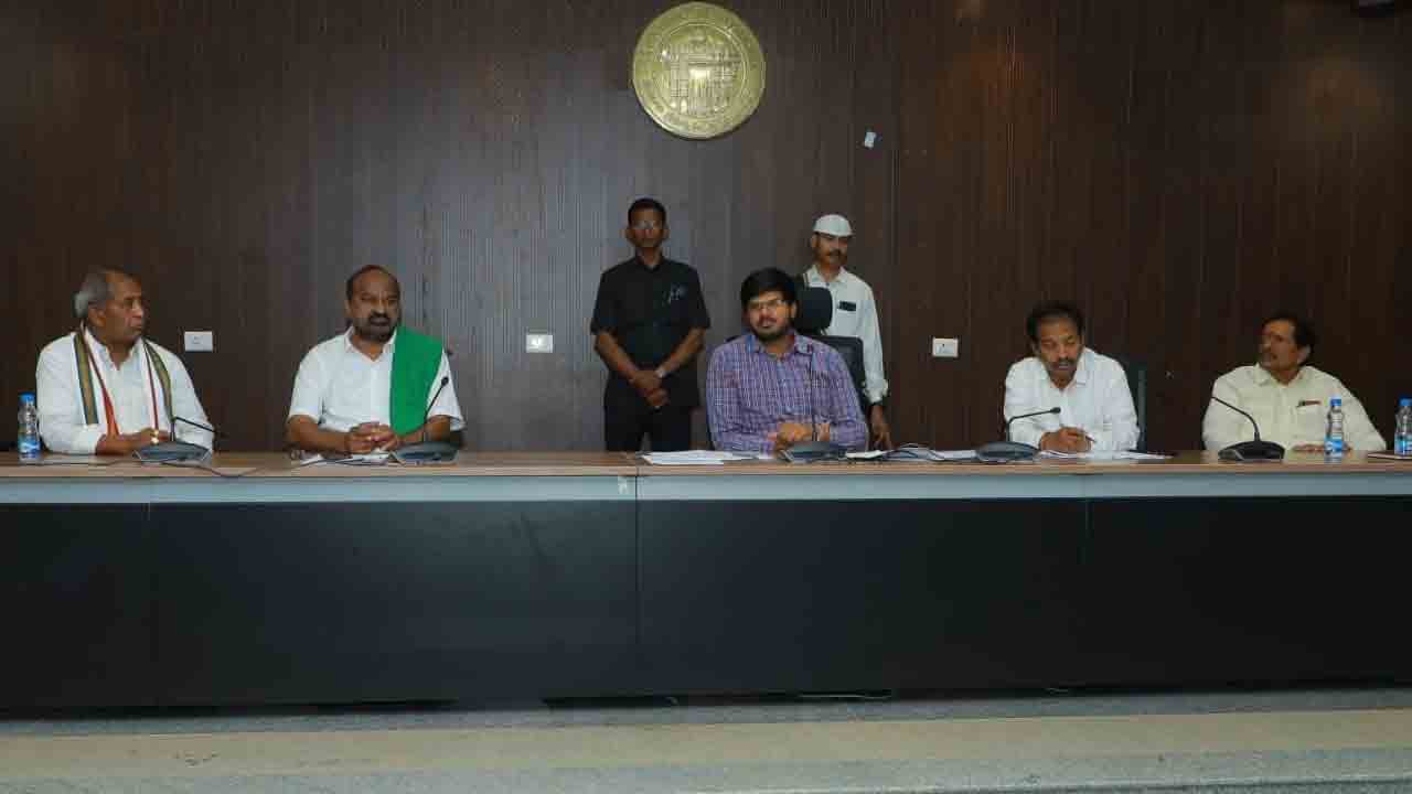 పకడ్బందీగా ధాన్యం కొనుగోళ్లు