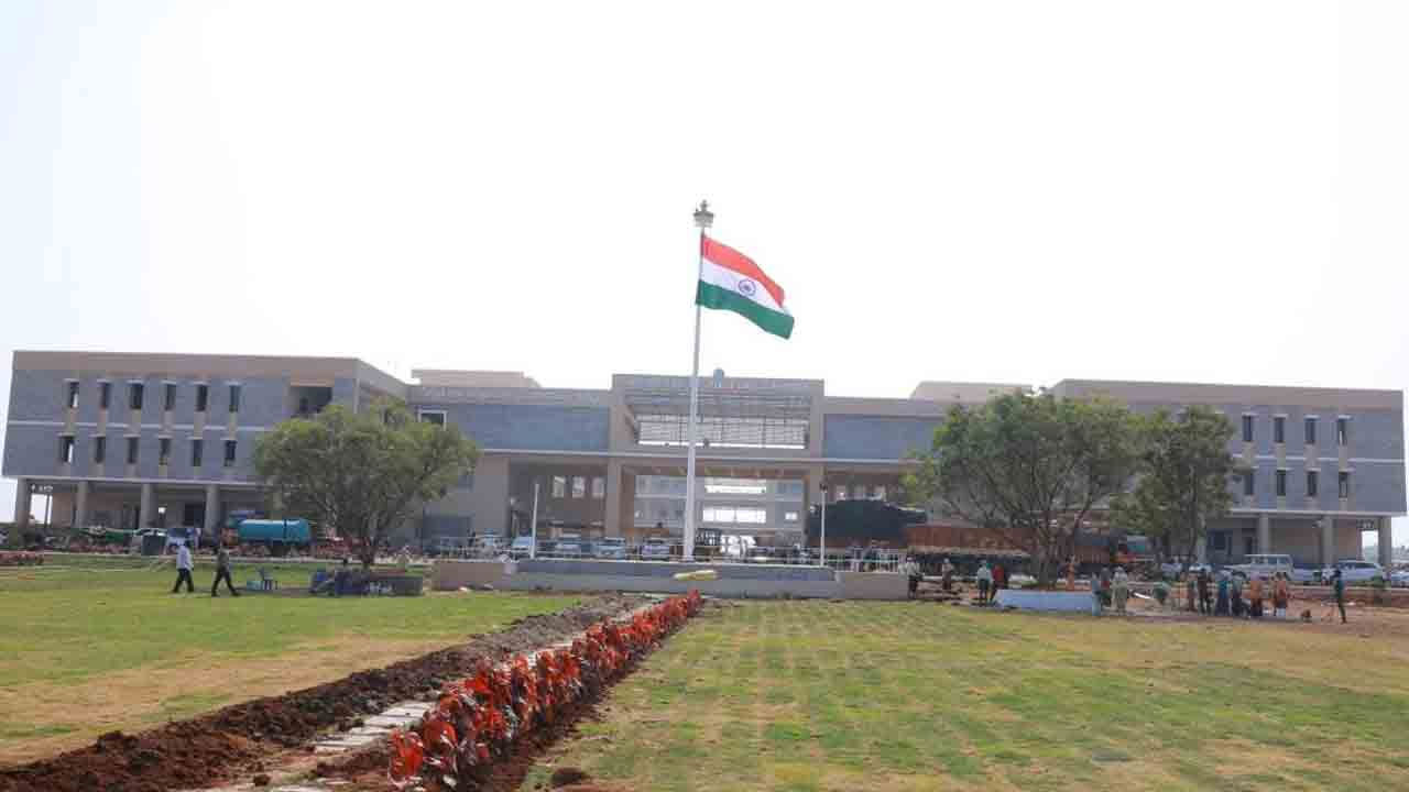 Telangana | జూన్ నెల‌లో మ‌రో నాలుగు జిల్లాల క‌లెక్ట‌రేట్లు ప్రారంభం..!