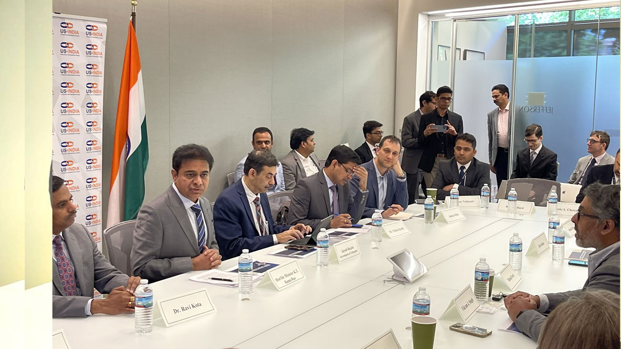 Minister KTR: ఏరోస్పేస్, డిఫెన్స్ రంగాల్లో దూసుకెళ్తున్న‌ తెలంగాణ: మంత్రి కేటీఆర్‌