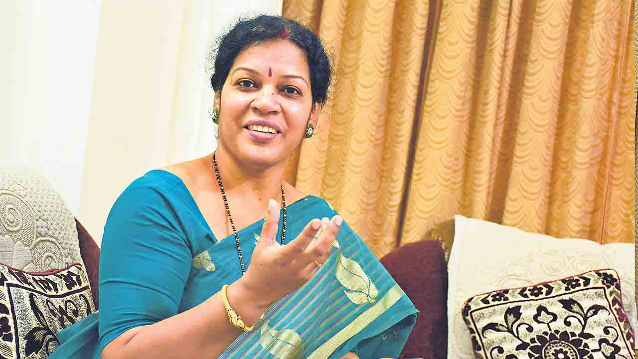 యూట్యూబ్‌ సరస్వతి!