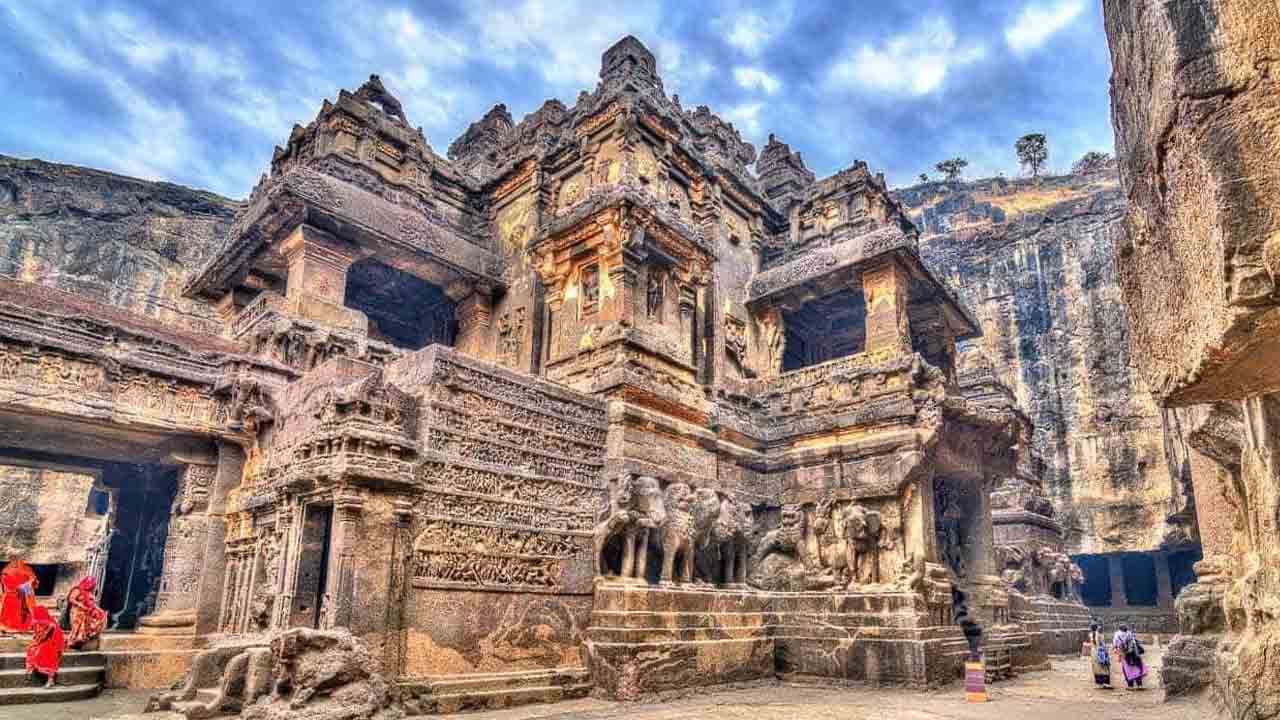 Hyderabad to Ellora Tour | రూ. 3 వేలకే ఎల్లోరా, షిరిడీ ట్రిప్.. తెలంగాణ టూరిజం స్పెషల్ ప్యాకేజీ