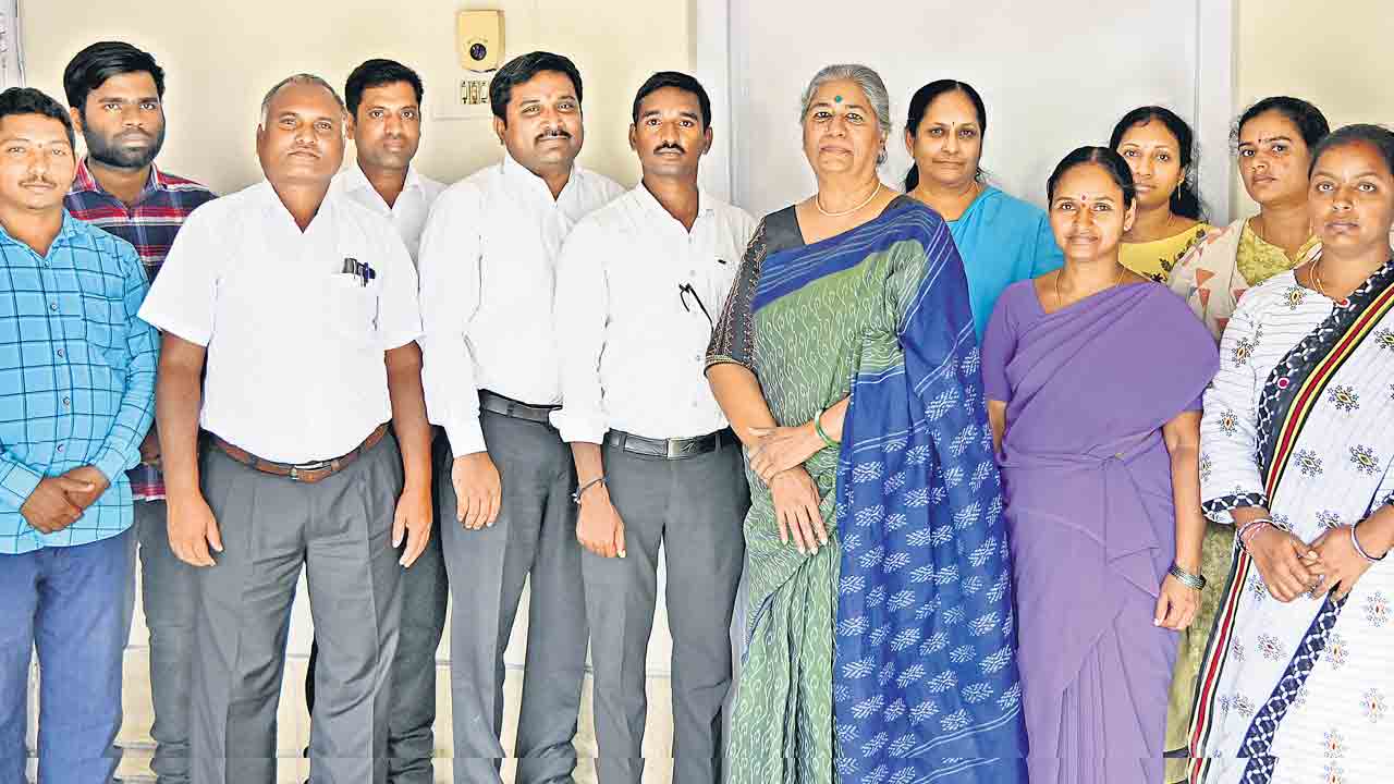 Erraballi Vanditha Rao Team
