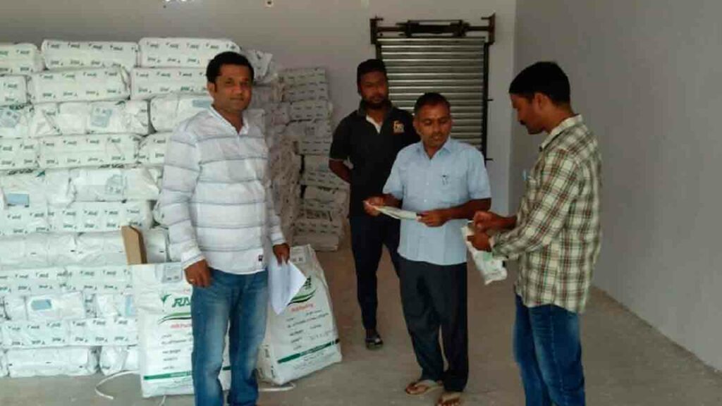 నకిలీ విత్తనాలు