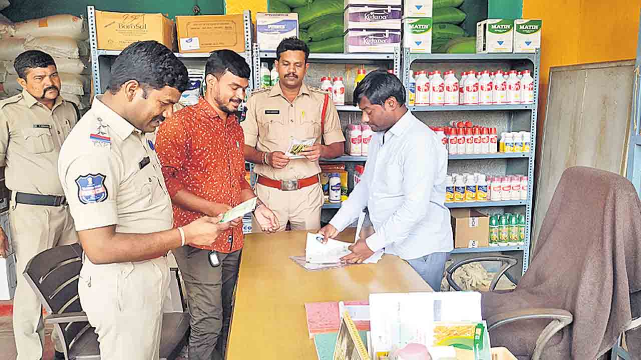రాష్ట్ర సరిహద్దుల్లో నకిలీలకు చెక్
