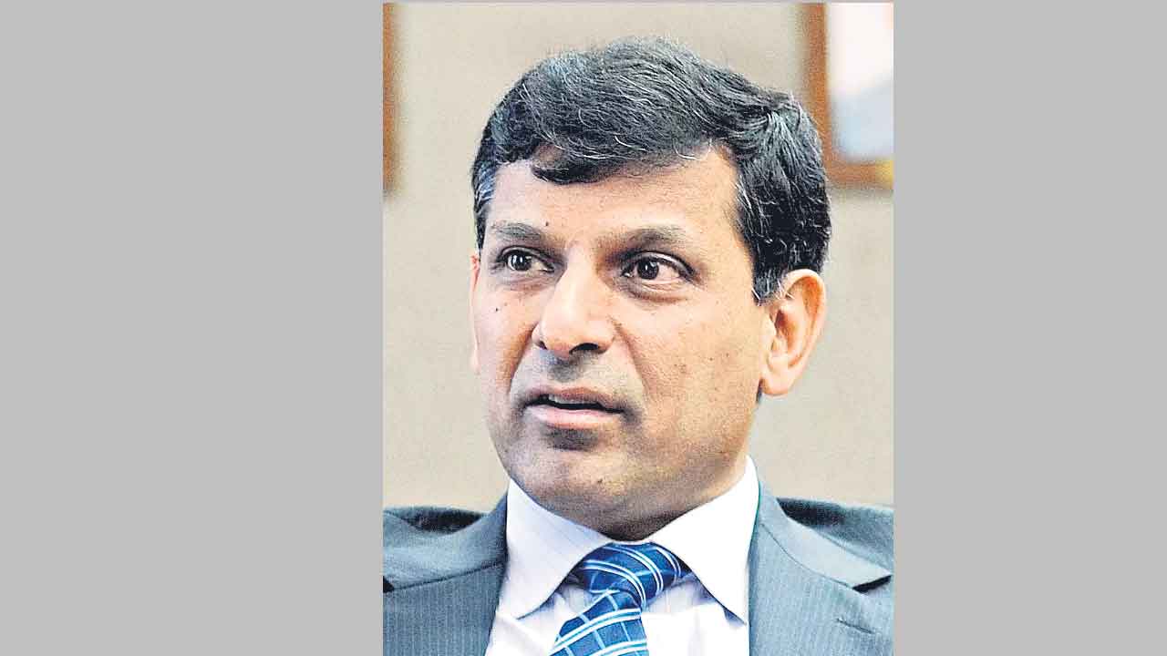 పీఎల్‌ఐ ఓ ఫ్లాప్‌ షో