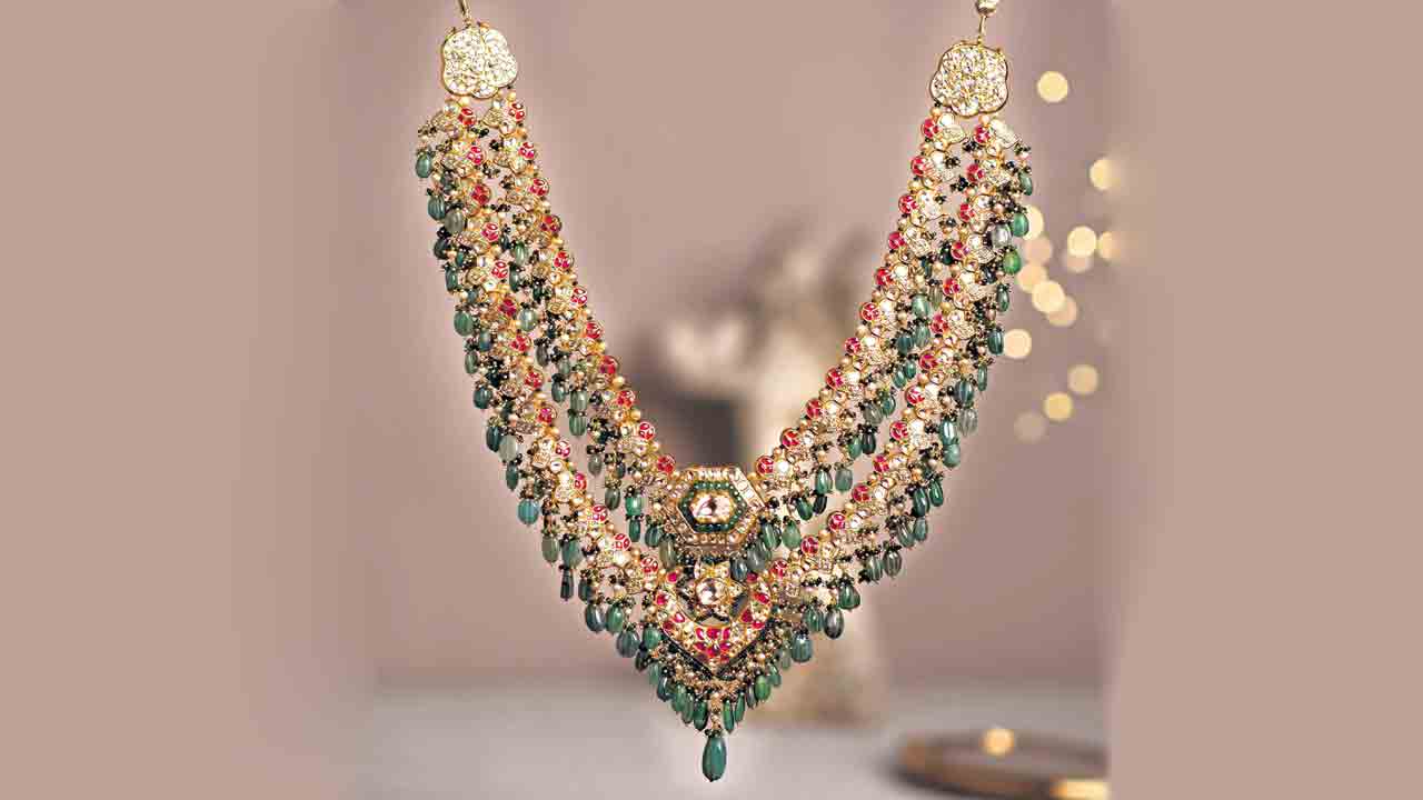 వరసైన హారం