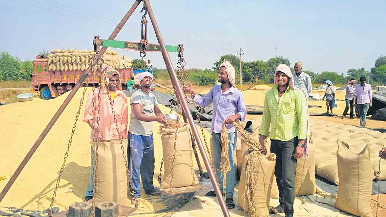జోరందుకున్న ధాన్యం కొనుగోళ్లు