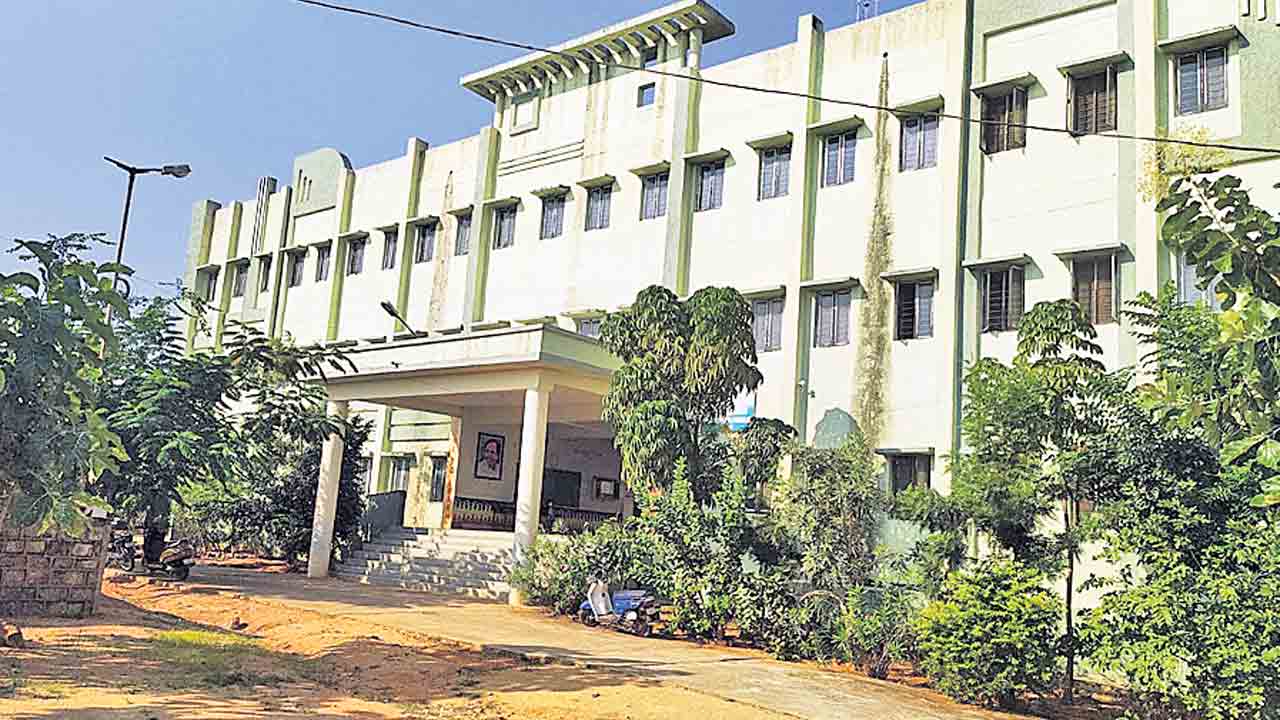 పచ్చందాల గురుకులం