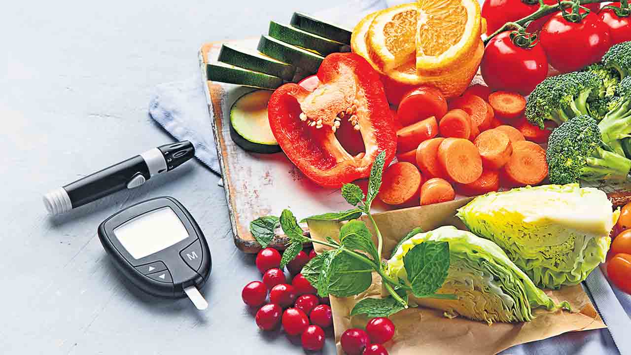 Diabetes | ఆహారంలో మార్పులు చేసుకోండి.. మ‌ధుమేహానికి దూరంగా ఉండండి..