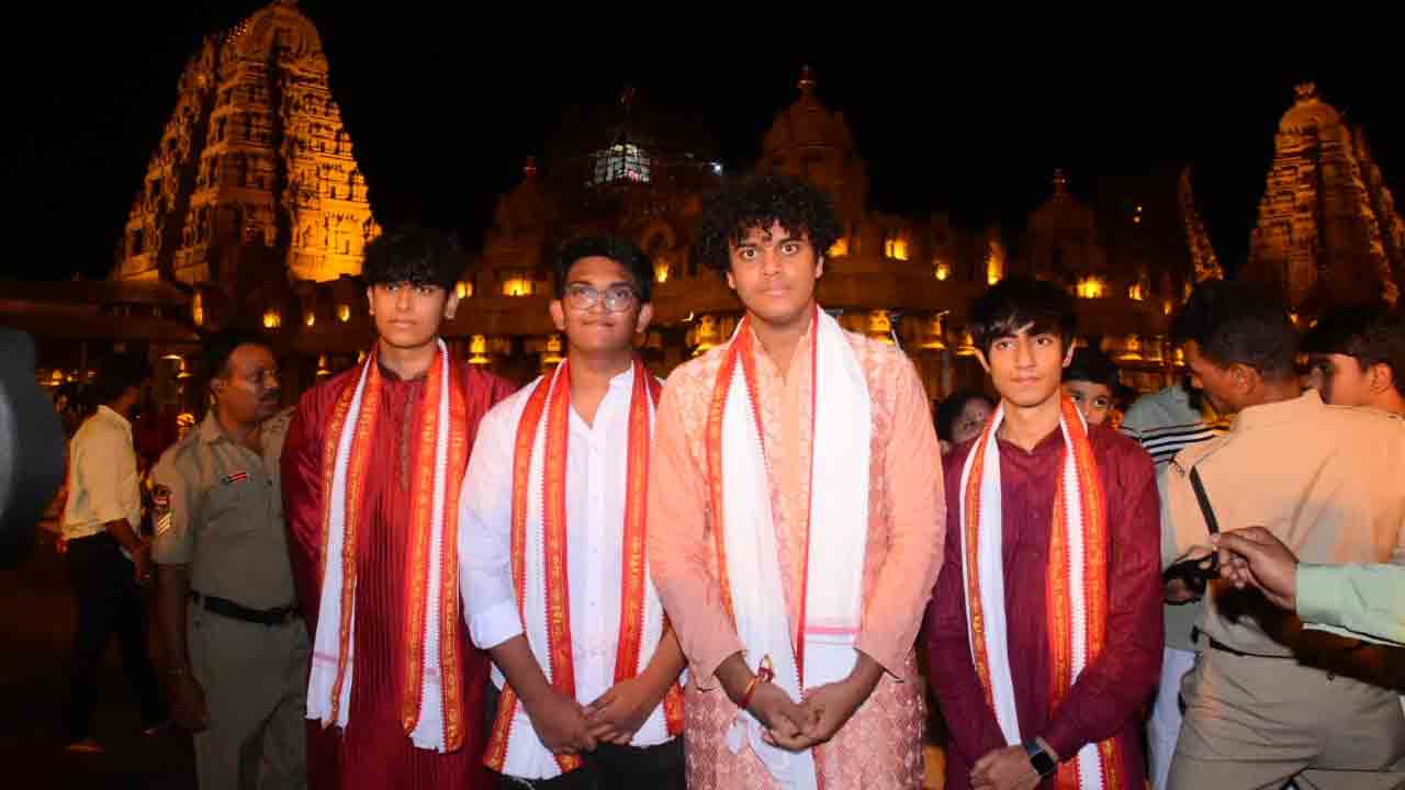 Yadadri | శ్రీ ల‌క్ష్మీ న‌ర‌సింహ‌స్వామిని ద‌ర్శించుకున్న కేటీఆర్ త‌న‌యుడు హిమాన్షు