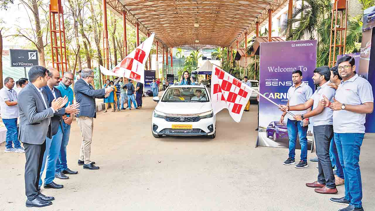 టాస్క్‌తో హెచ్‌డీఎఫ్‌సీ బ్యాంక్‌ జట్టు