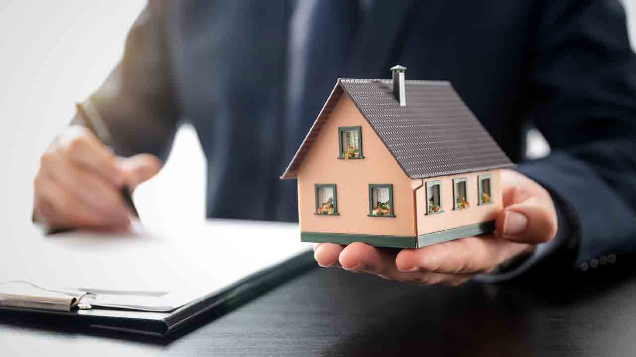 Commercial Property | ఇల్లు కొంటే మంచిదా? కమర్షియల్‌ ప్రాపర్టీ కొంటే లాభమా?