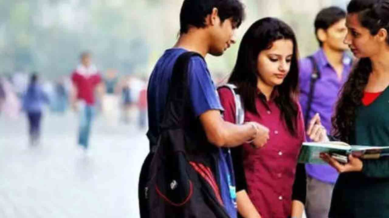 జేఈఈ మెయిన్‌లో బీసీ గురుకులాల హవా