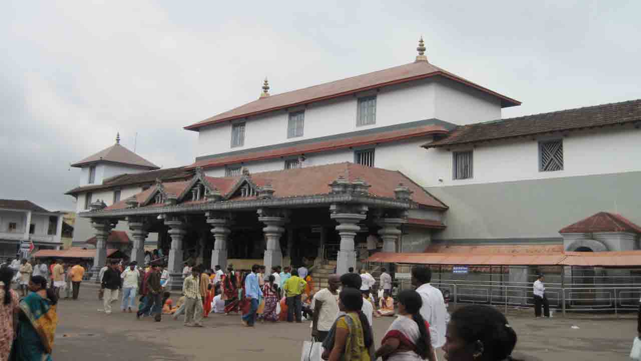 IRCTC Hyderabad to Karnataka | ఐఆర్‌సీటీసీ సరికొత్త ఆఫర్.. 13 వేలకే శృంగేరి, ధర్మస్థల, కుక్కే ట్రిప్