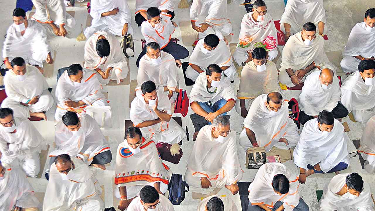 మైనార్టీ కమిషన్‌లో జైన్‌లకు స్థానం