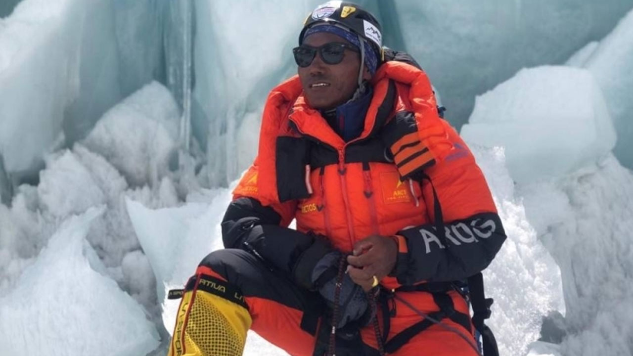 Kami Rita Sherpa: 28వ సారి ఎవ‌రెస్టు ఎక్కిన కామి రిటా