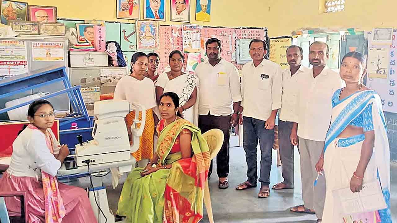 మసకలు పోయేన.. వెలుగొచ్చే..