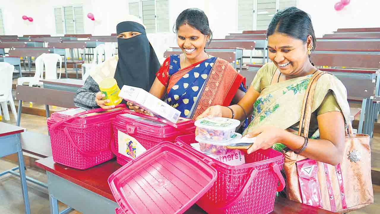 కేసీఆర్ న్యూట్రిష‌న్ కిట్లు వ‌చ్చేశాయ్‌