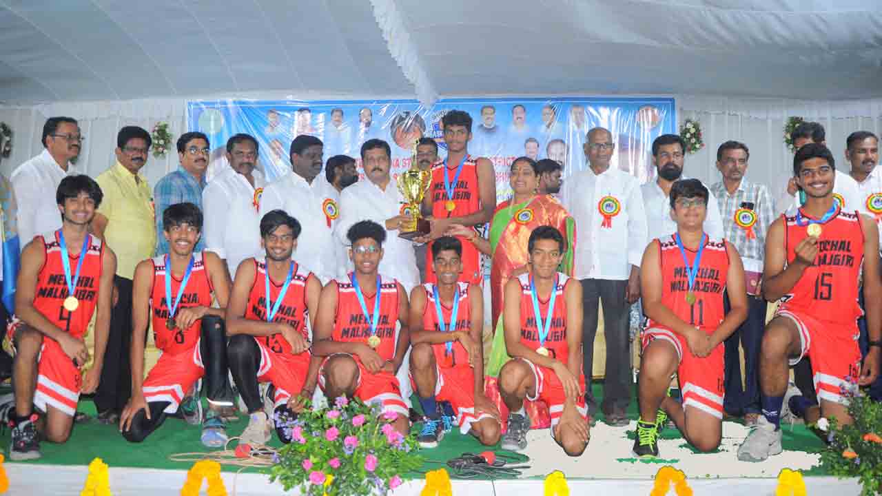 సీఎం కేసీఆర్‌ పాలనలో క్రీడా రంగానికి ప్రాధాన్యం