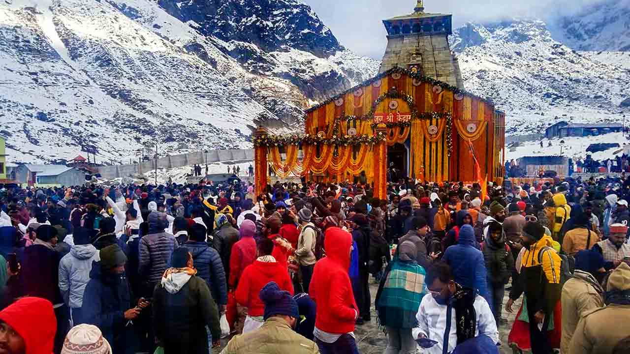 Kedarnath | కేద‌ర్‌నాథ్‌లో మంచు వ‌ర్షం..! యాత్రికుల‌ను హెచ్చ‌రించిన వాతావ‌ర‌ణ శాఖ‌